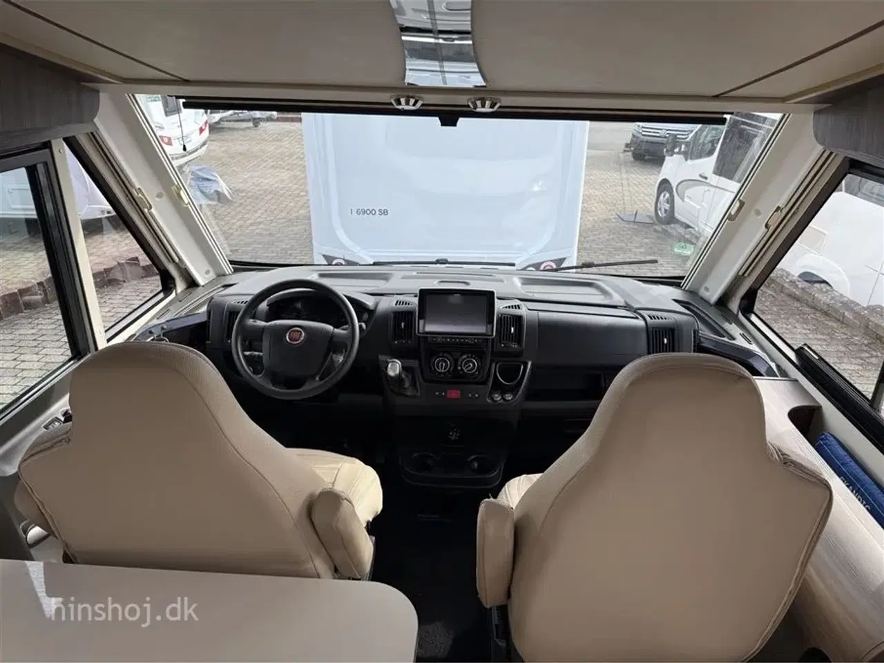 Billede 19 - 2017 - McLouis Nevis 80 G Karat   Lækker autocamper med Queens Bed fra Hinshøj Caravan
