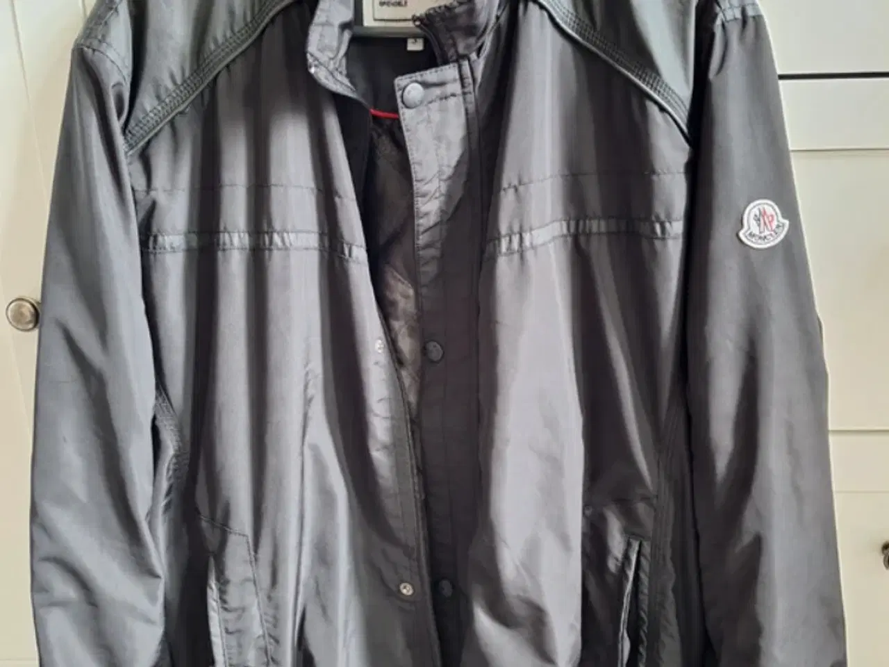 Billede 1 - Moncler jakke sort