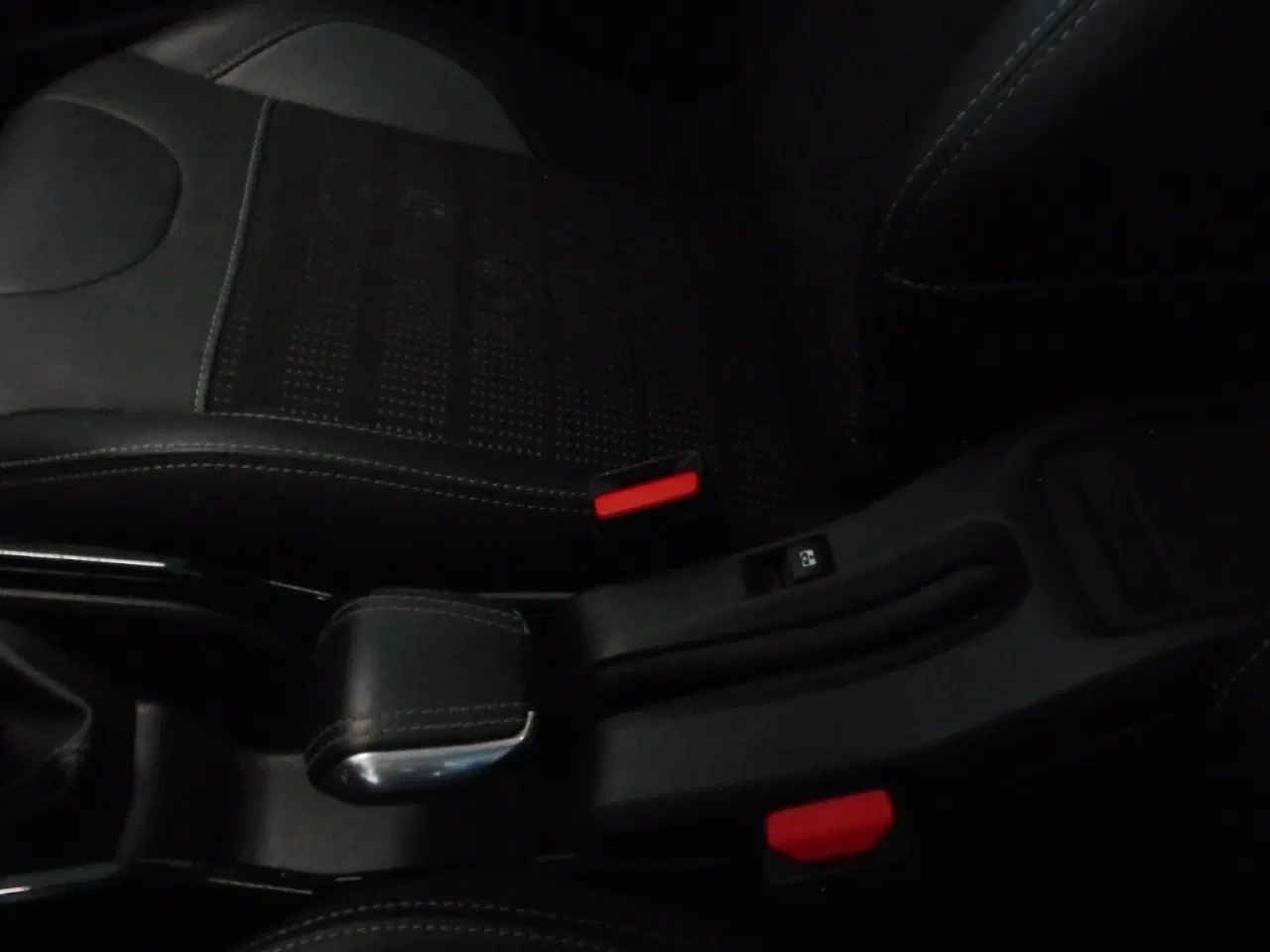 Billede 8 - Peugeot 2008 1,5 BlueHDi 100 Allure Sky