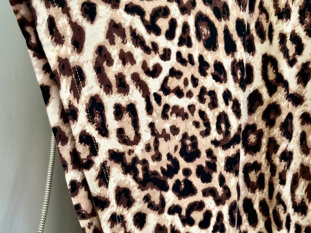 Billede 5 - leopard kjole fra VRS