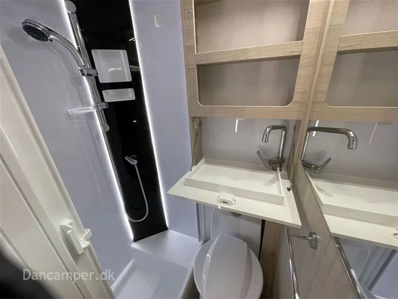 Billede 17 - 2023 - Ilusion   Ilusion XMK 590 Premium, flot lyst interiør, 180 Hk og 9 trins automatgear