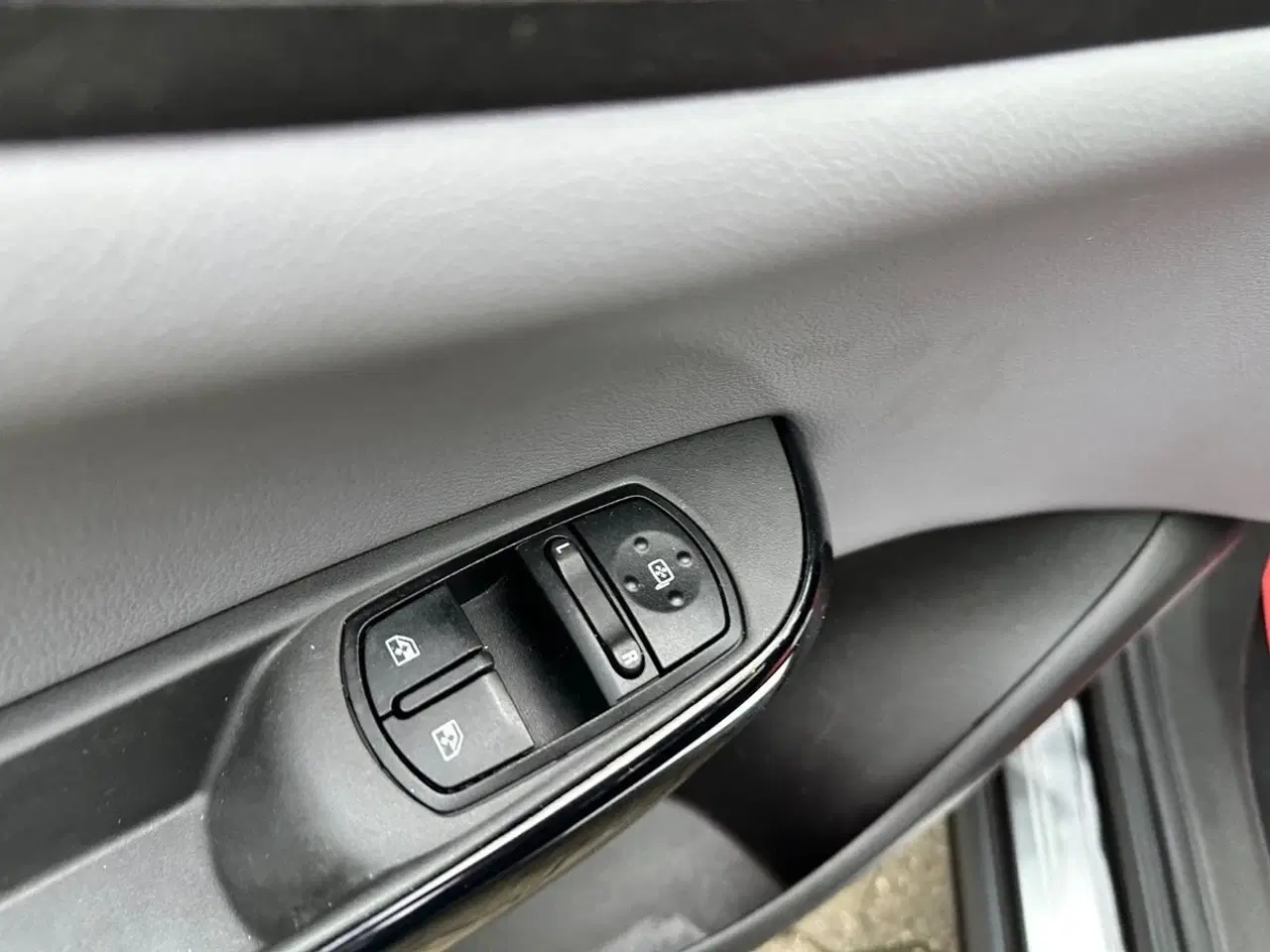 Billede 13 - Opel Corsa 1,4 16V Cosmo aut.