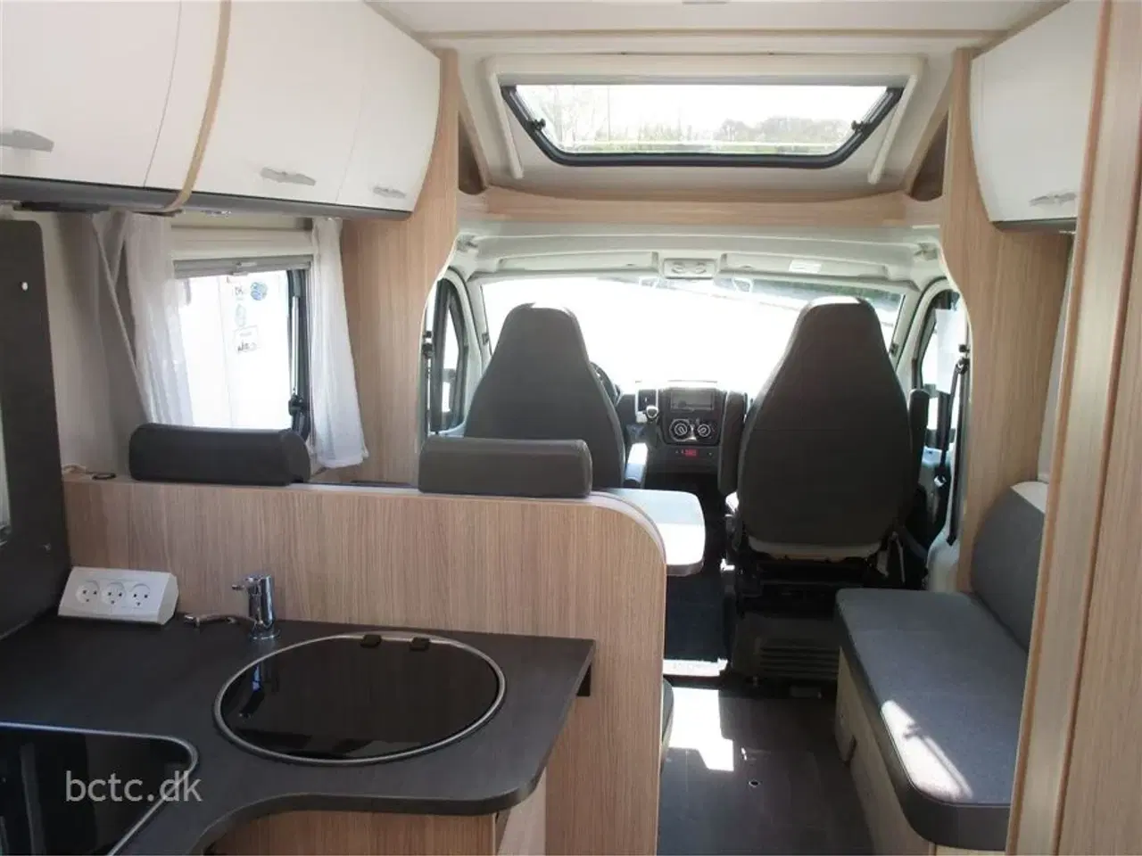 Billede 19 - 2021 - SunLight T 67 Aut.