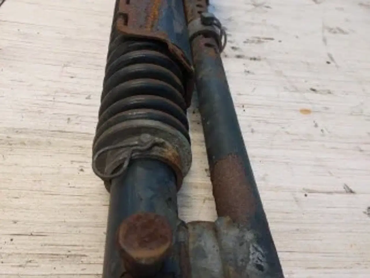 Billede 5 - New Holland BB940 Liftcylinder 84818223