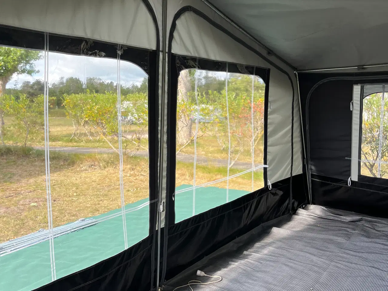 Billede 8 - Fortelt Camp Out 950 længde 470 bredde 300