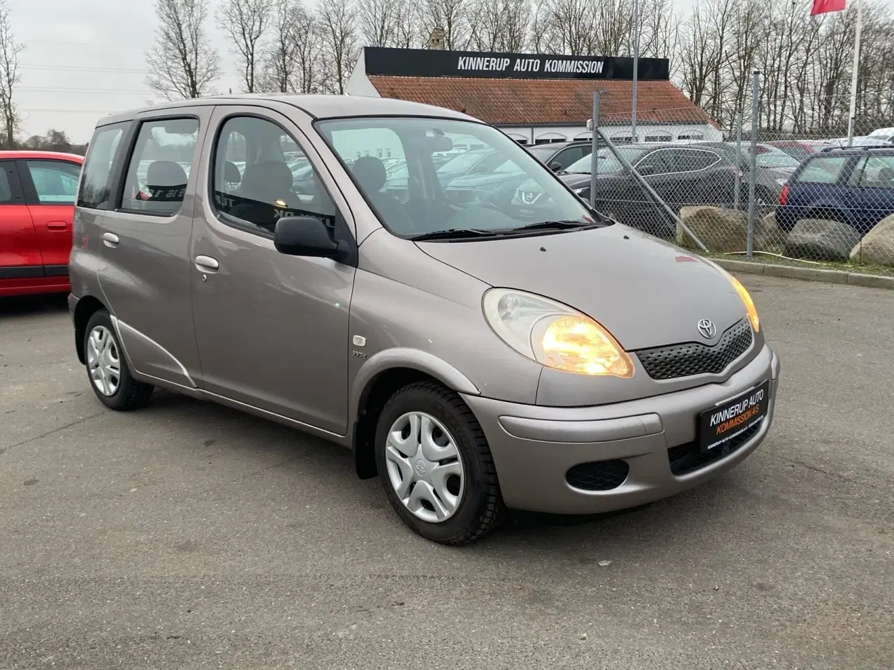 Billede 2 - Toyota Yaris Verso 1,3 Linea Sol 86HK