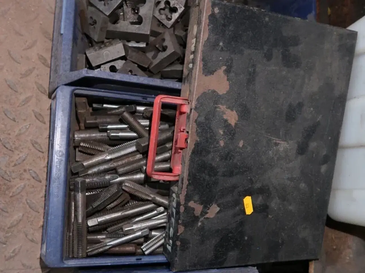 Billede 2 - Div. Kasser med div. Værktøj