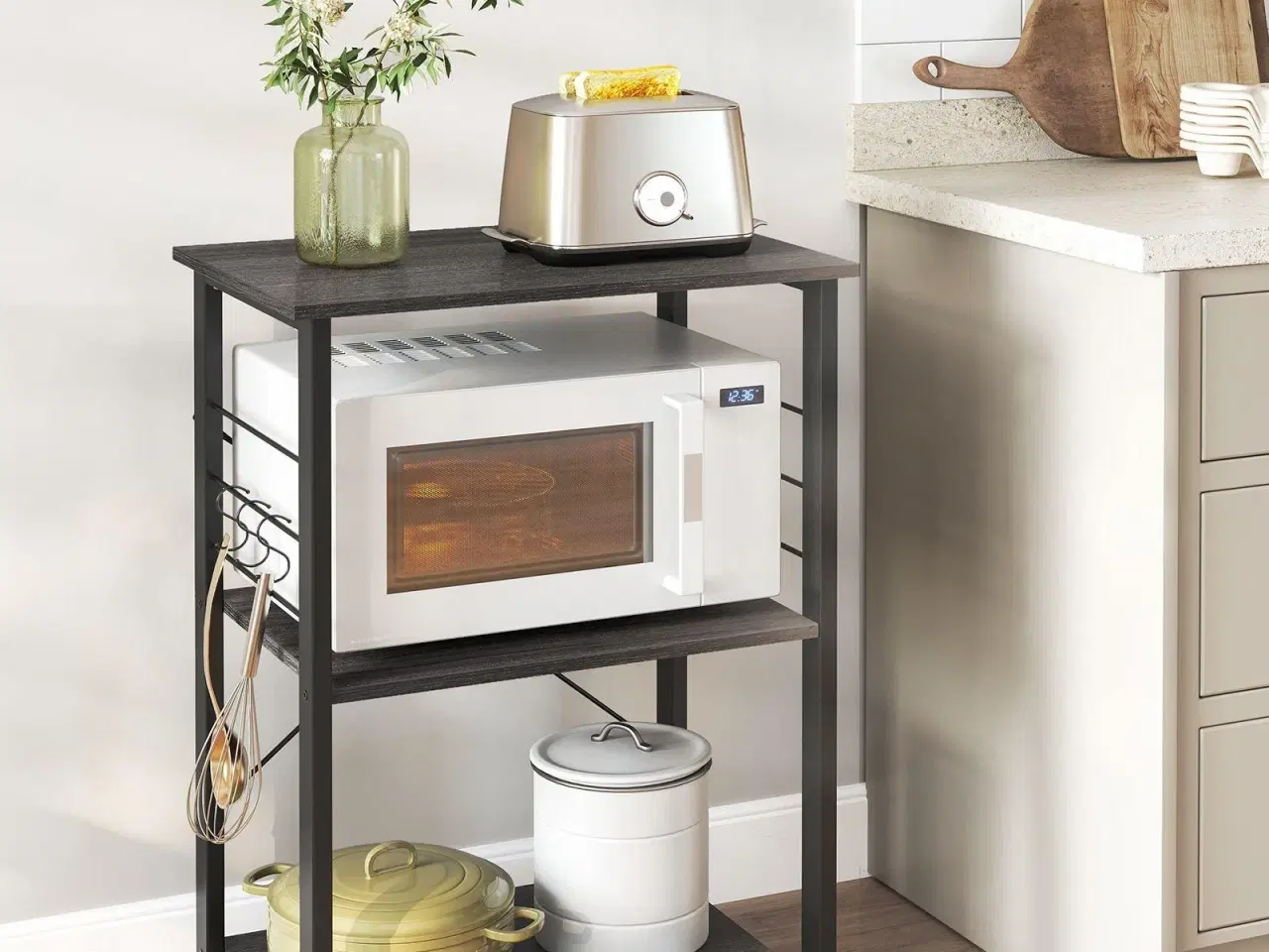 Billede 2 - Køkkenreol på hjul serveringsvogn med 3 hylder, mikrobølgereol, 6 kroge, industrielt look i sort/eboniseret eg (KKS060B42)