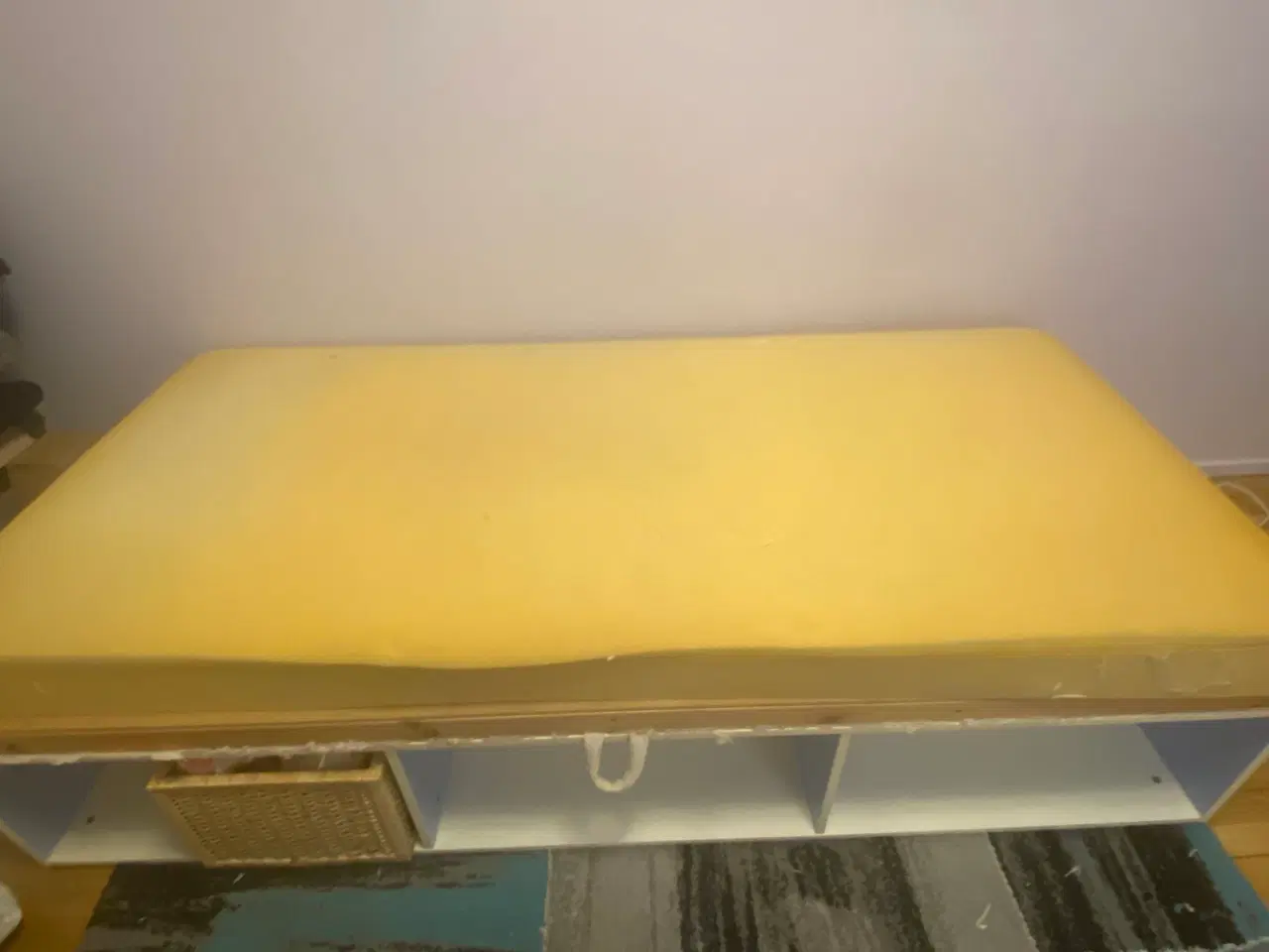Billede 4 - seng med opbevaring