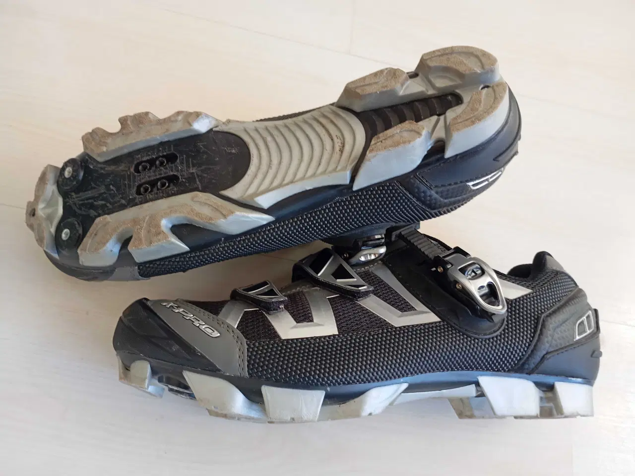 Billede 7 - Outtrek cykelsko str. 45.