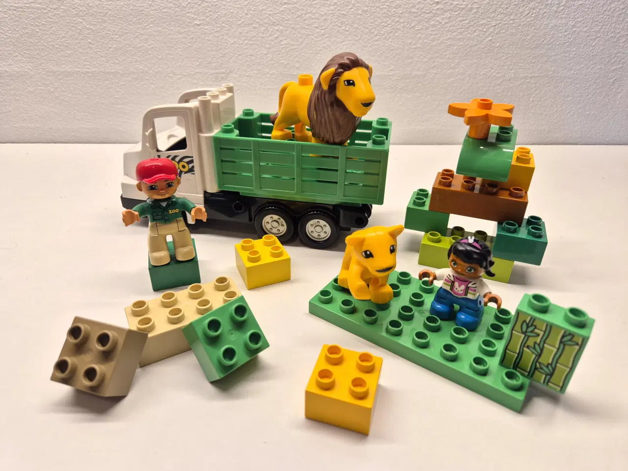 Billede 1 - Duplo Zoo Safari Truck NR6172 med lidt ekstra ud o