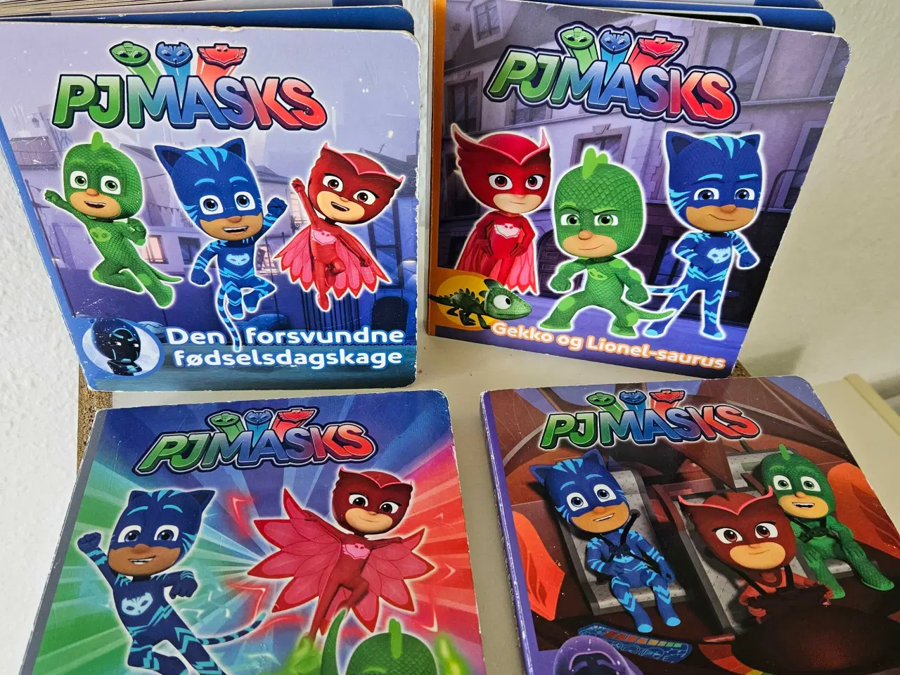 Billede 1 - 4 Pj mask bøger