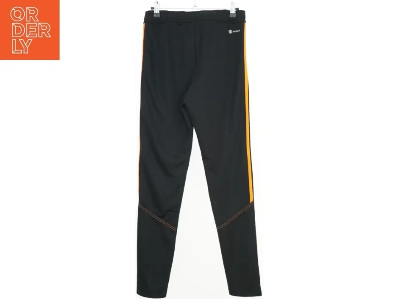 Billede 6 - Træningsdragt med orange striber fra Nike (str. L)
