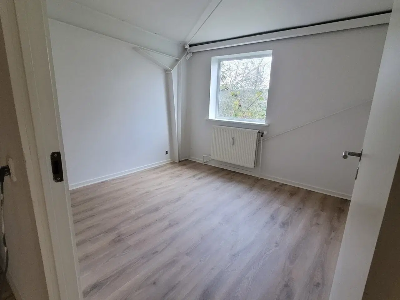 Billede 5 - Flot erhvervs lejlighed