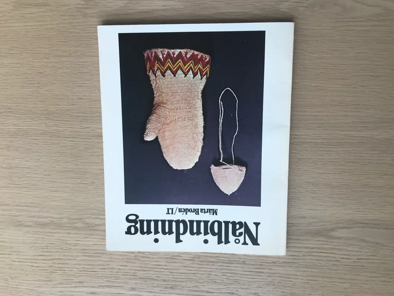 Billede 2 - Nålbindning af Märta Brodén/LT