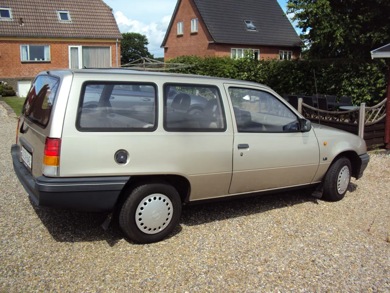 Billede 2 - Opel Kadett Caravan E 1,3 LS