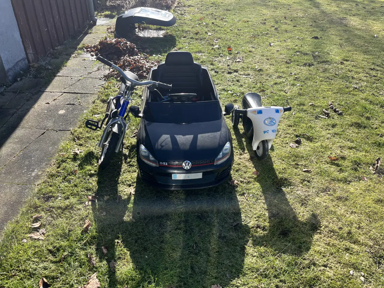 Billede 1 - Børnecykel, elektrisk bil og lastbil til leg. BYD