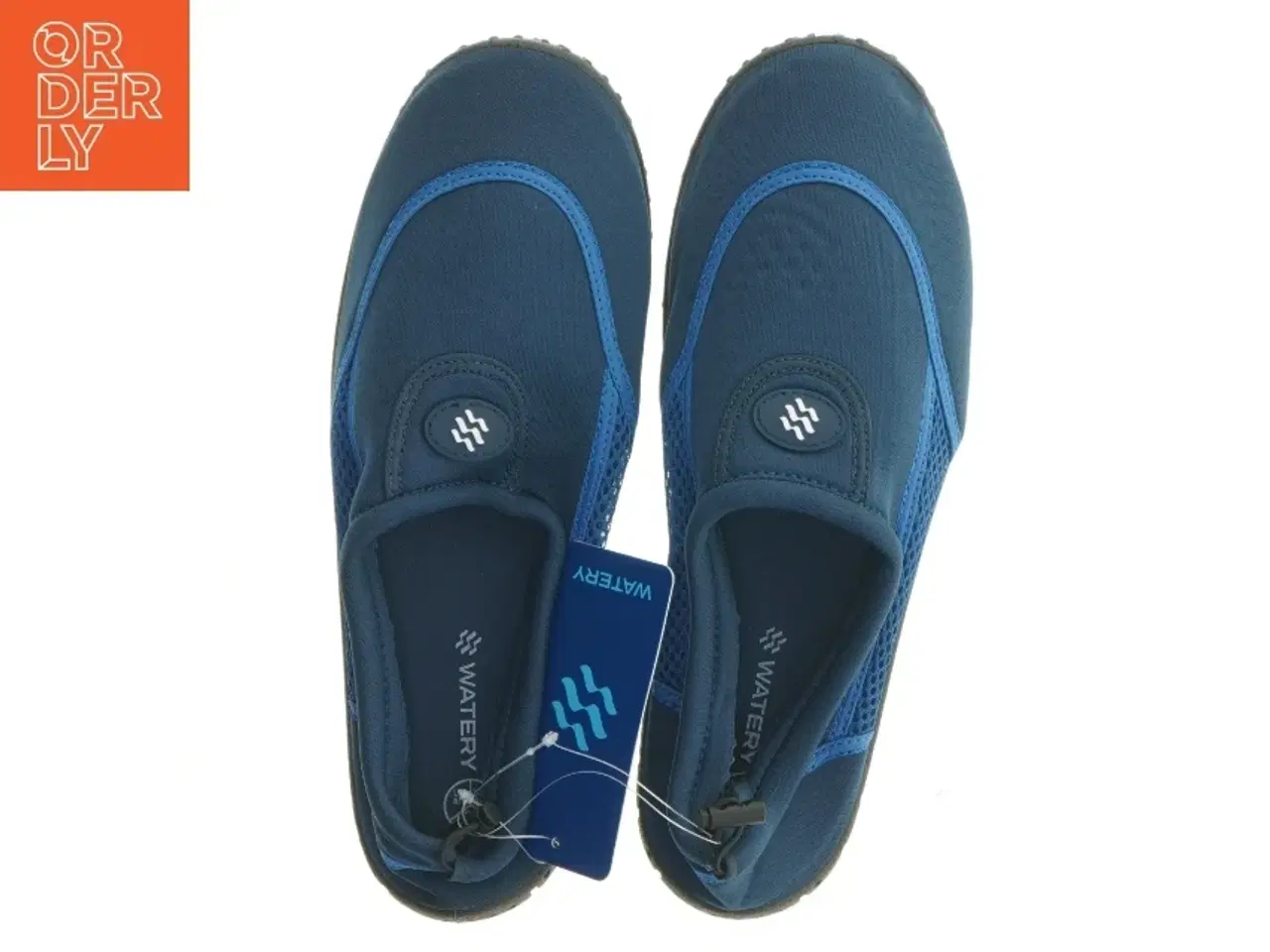 Billede 1 - Vandsko fra Watery (str. 42-43 )