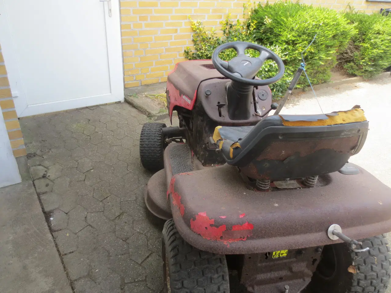 Billede 5 - 1 stk Havetraktor Jonsered Model LT 2112