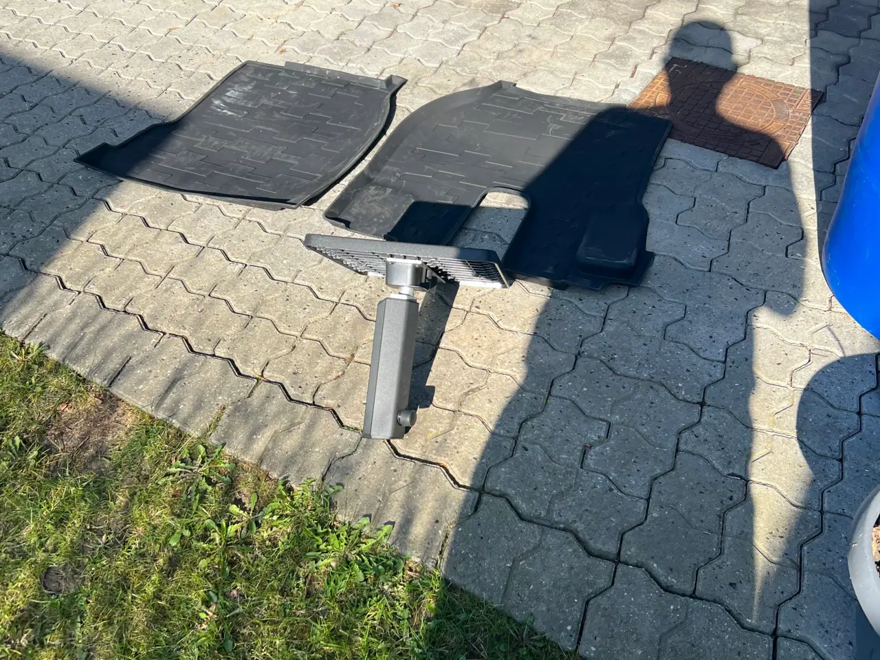 Billede 1 - Div ting til lastbil