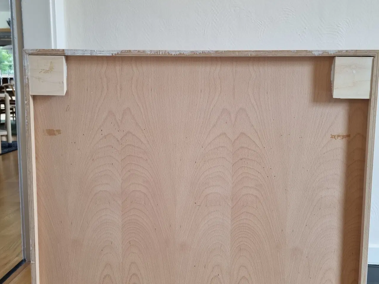 Billede 4 - Kubik væghængt reol fra Trævarefabrikernes Udsalg