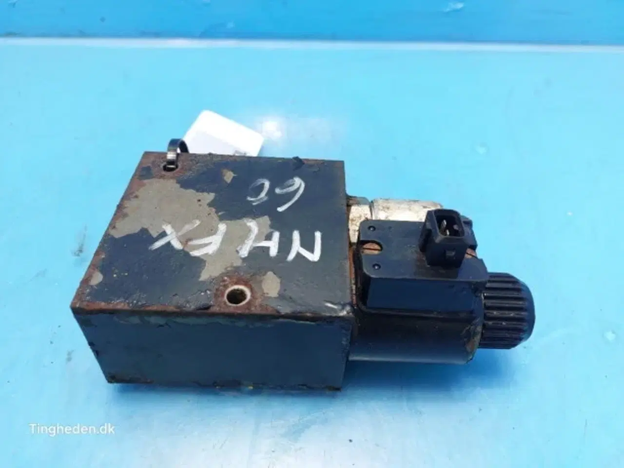 Billede 9 - New Holland FX60 Hydraulikventil 9831828