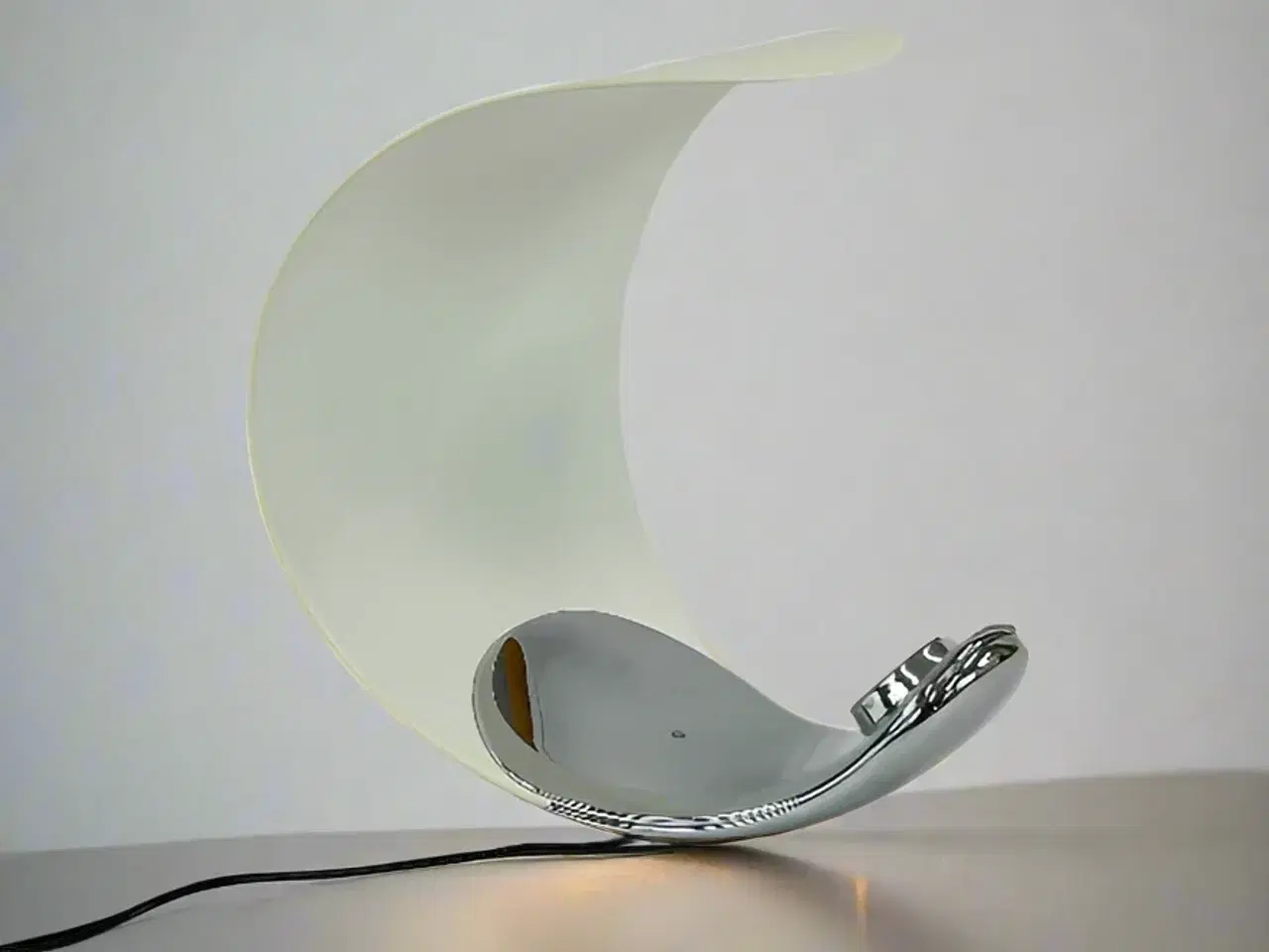 Billede 2 - D76 Curl bordlampe - Luceplan