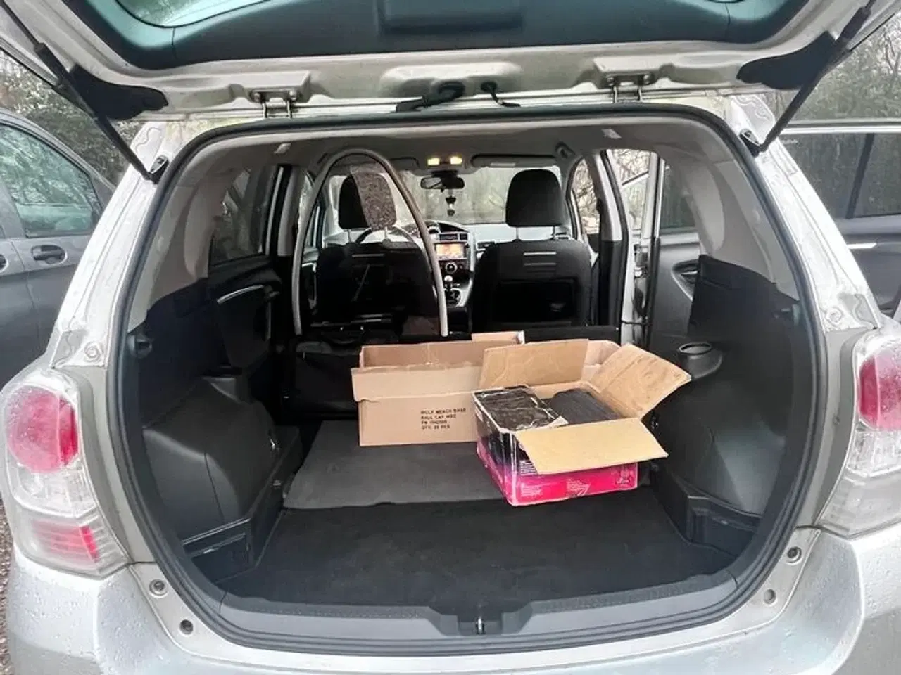 Billede 11 - Varerbil toyota sportsvan 1.6 D-4d