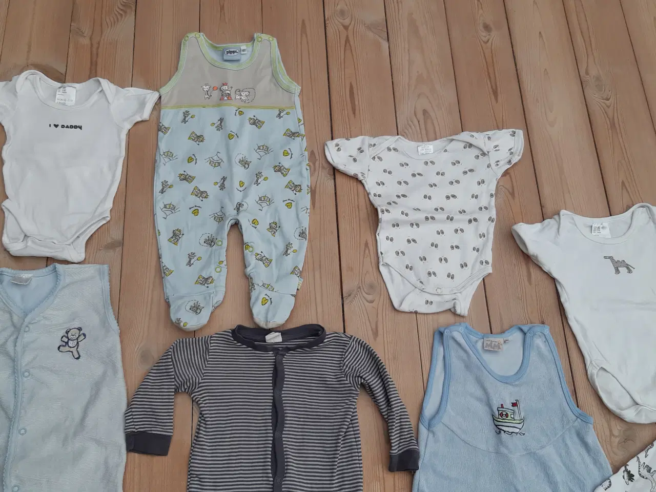 Billede 2 - BABY str 50, 56 og 62 - HELE PAKKEN 195 KR