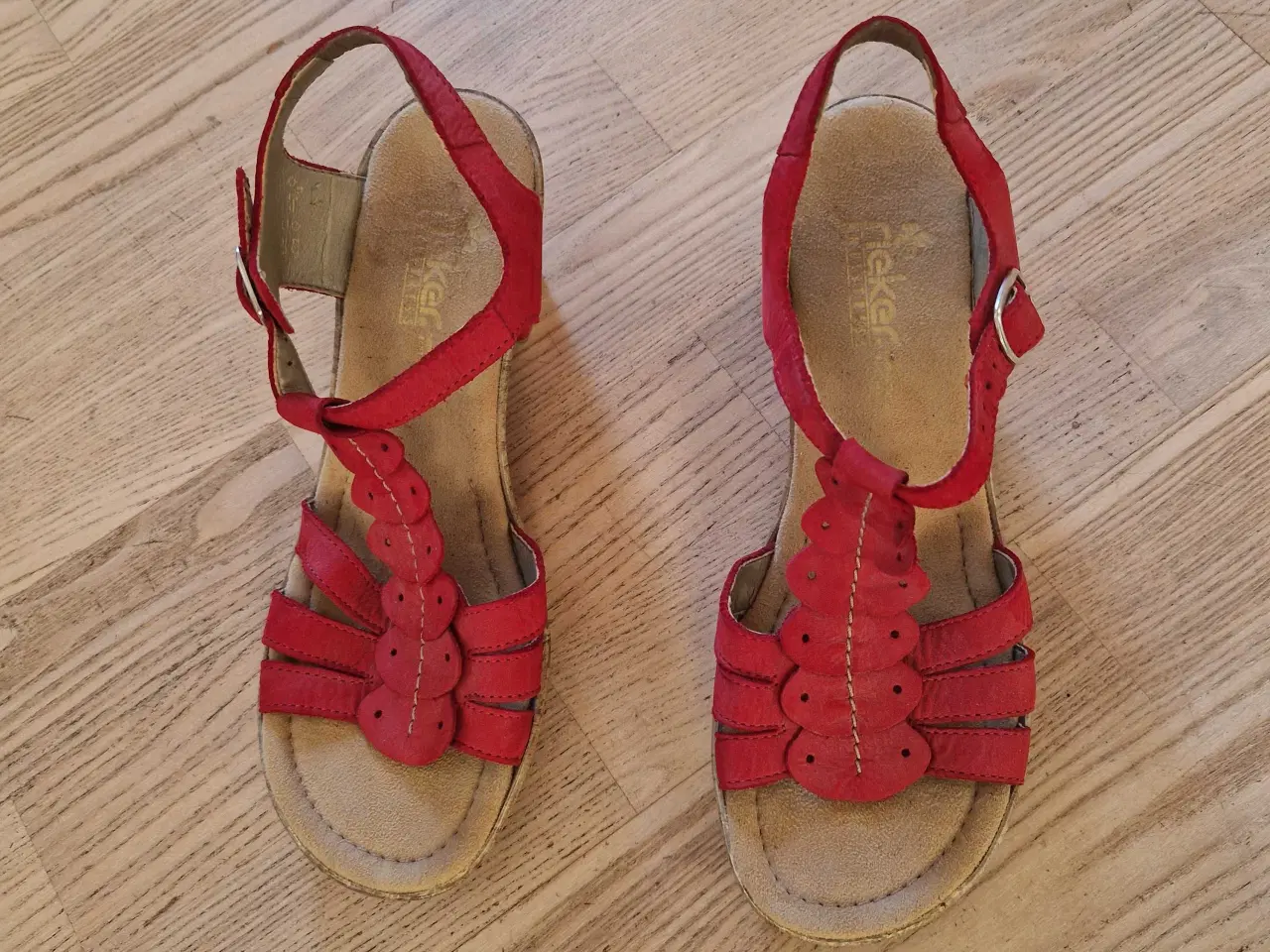 Billede 1 - Nye sandaler i mærket Rieker