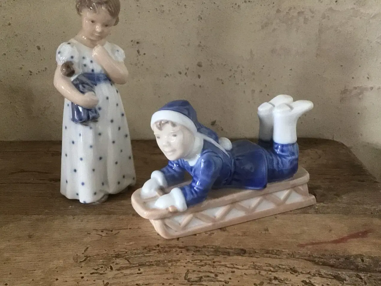 Billede 1 - Royal Copenhagen figurerer nr. 3539 og 5659