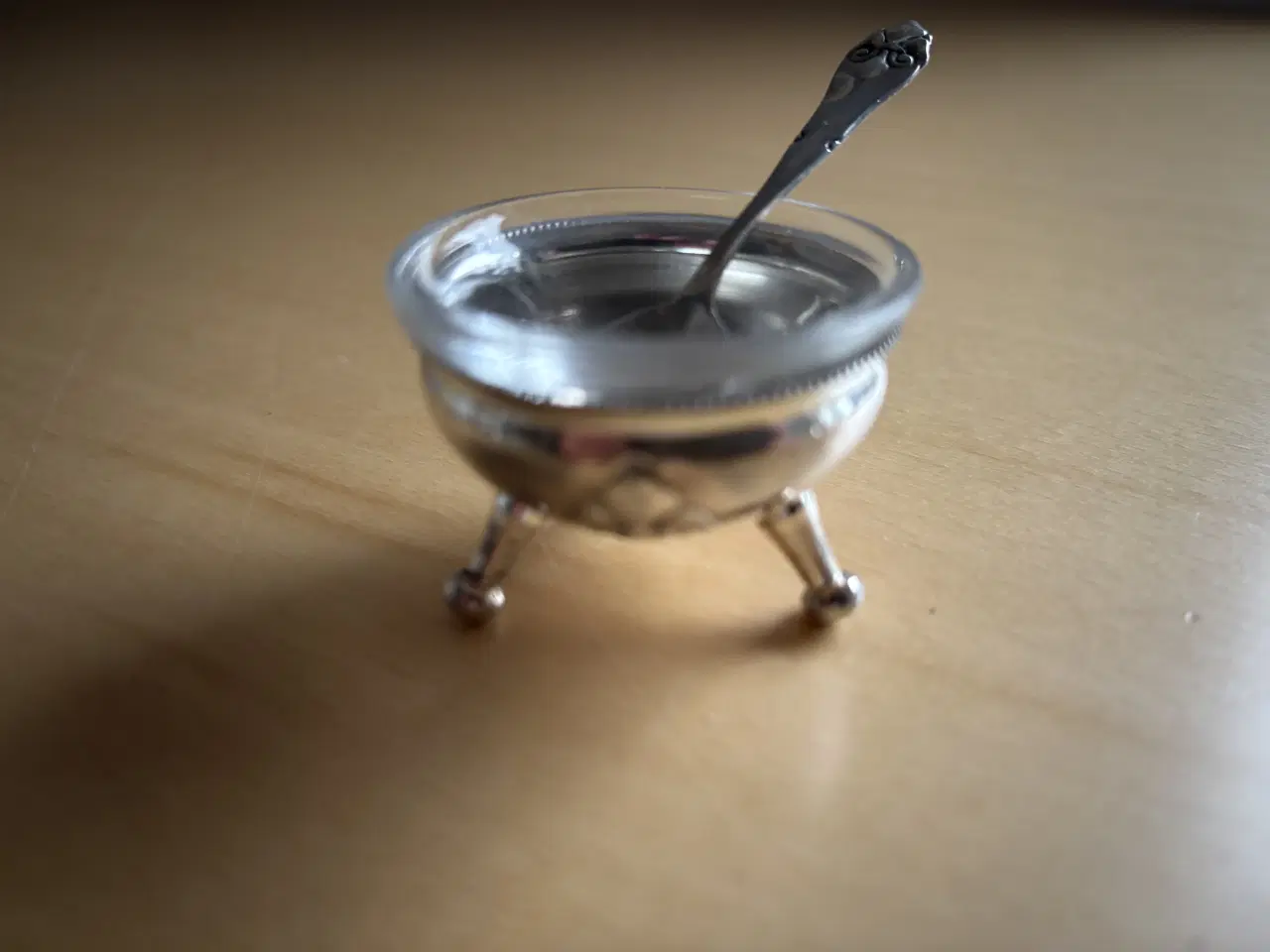 Billede 1 - Antikt saltkar sæt i sølv med glasindsats