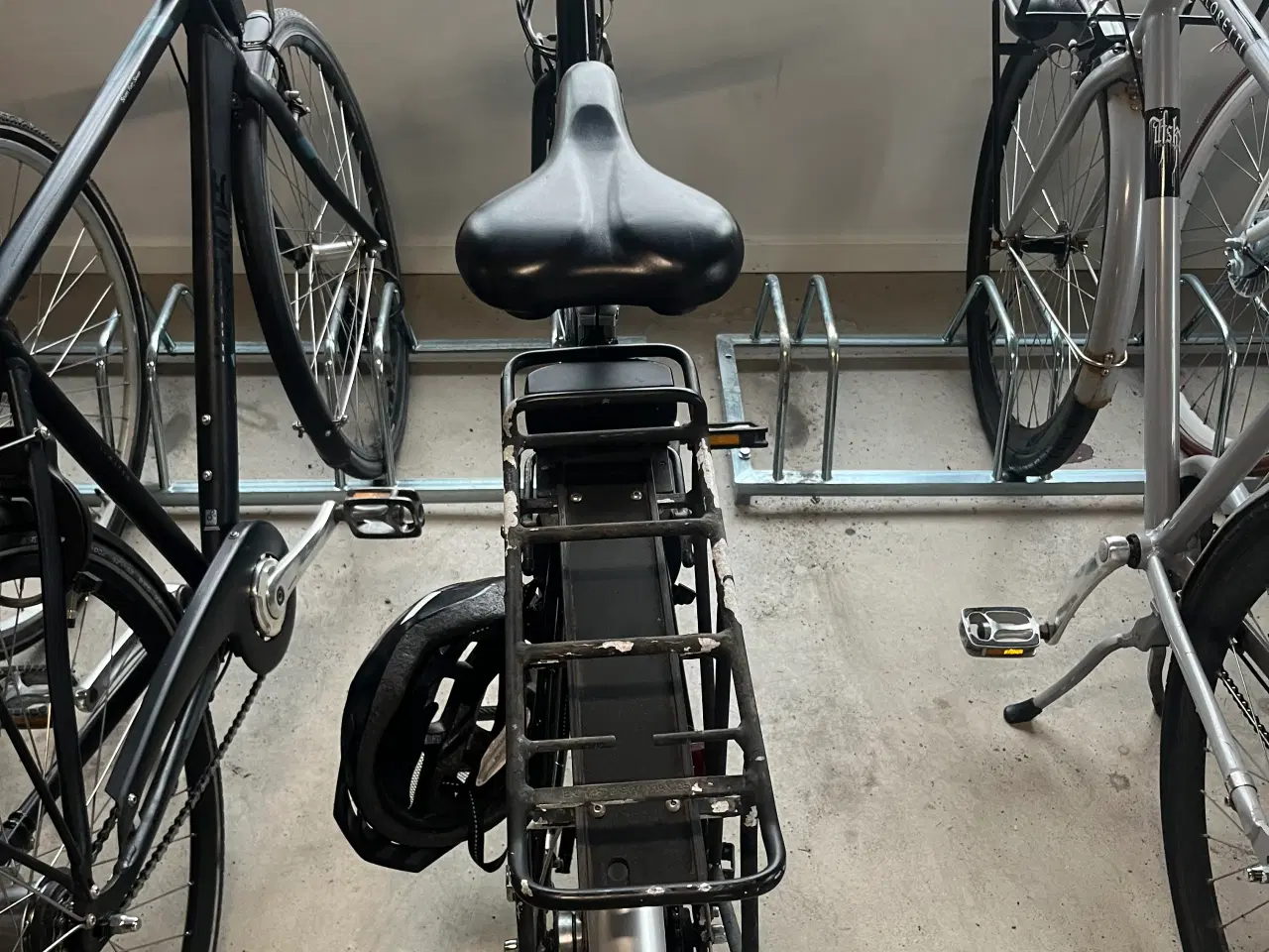 Billede 1 - Ældre El cykel + 2 ekstra hjul sælges 