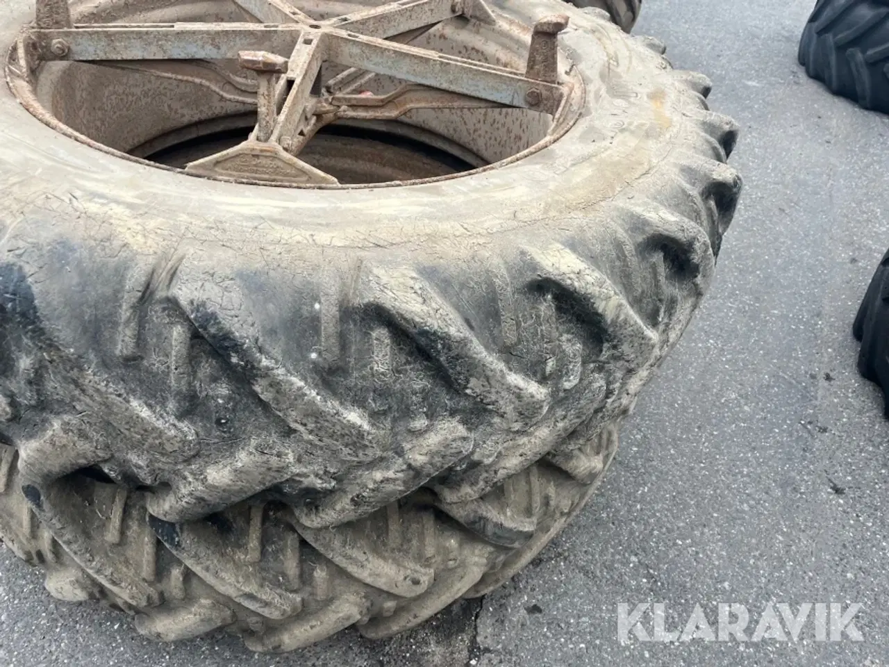 Billede 3 - Tvillingehjul 16.9R38
