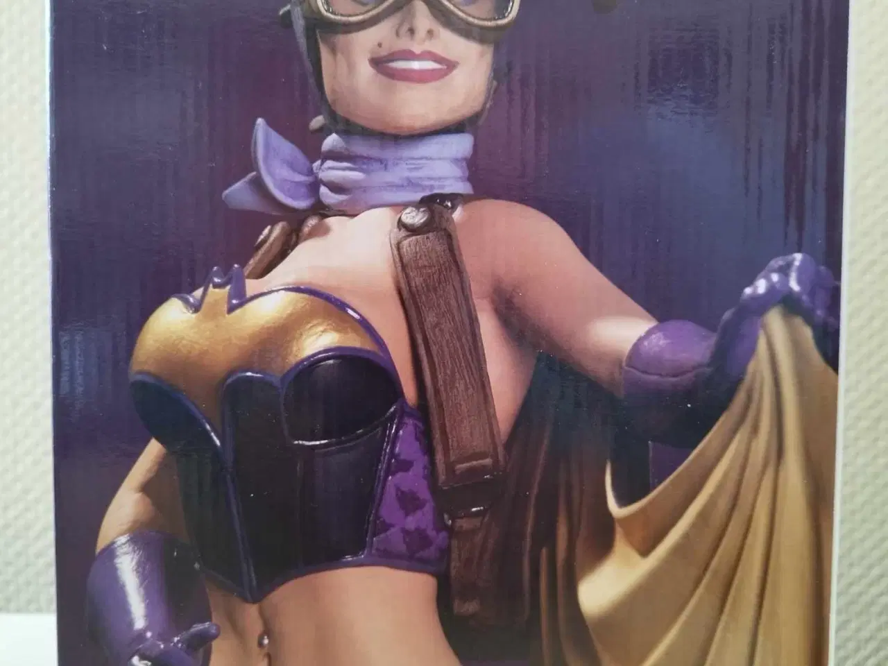 Billede 14 - Figur af Batgirl