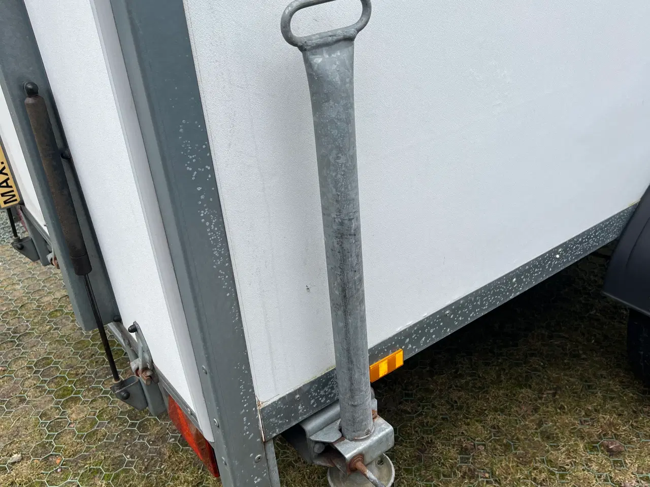 Billede 8 - Brenderup med rampe og ståhøjde