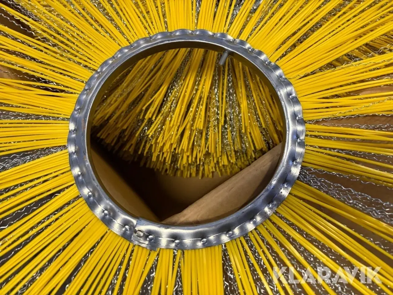 Billede 9 - Børster - hul-diameter 17,5