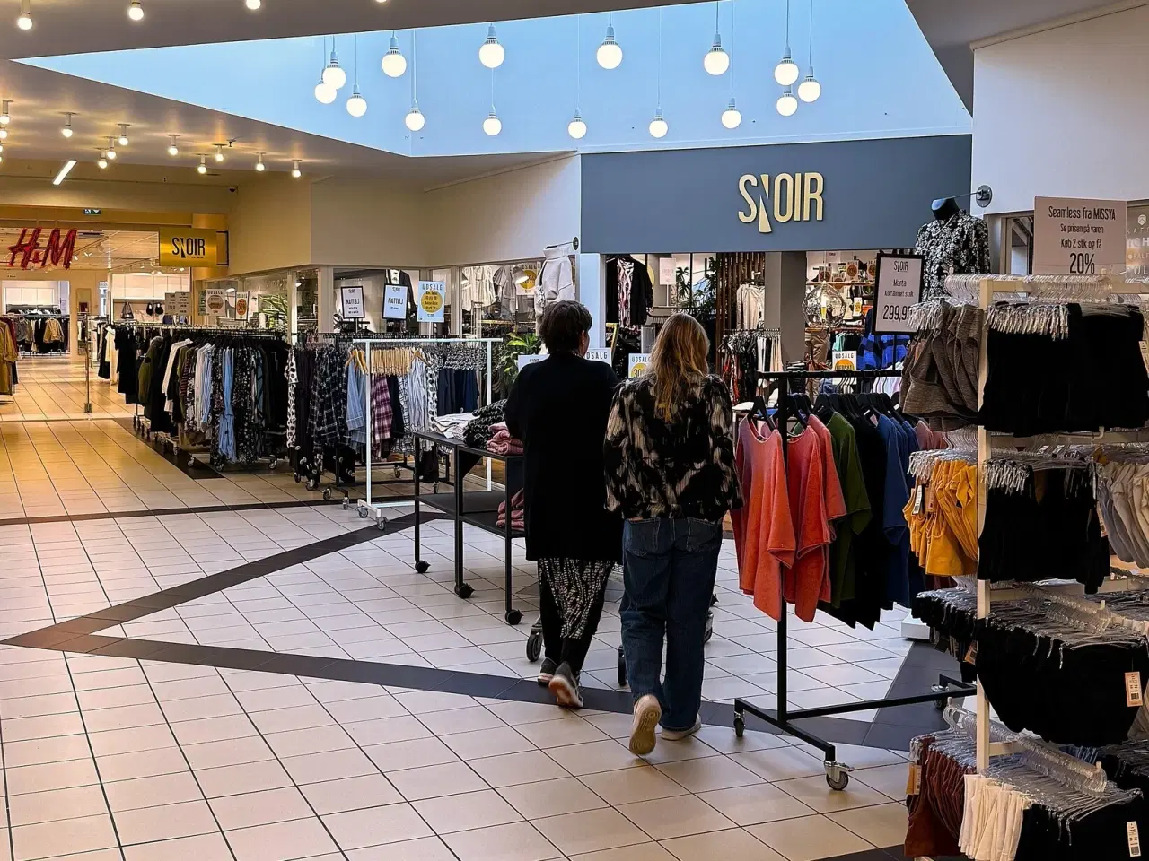 Billede 4 - Snellemarks Centret - Bornholms shopping center - midt i Rønne