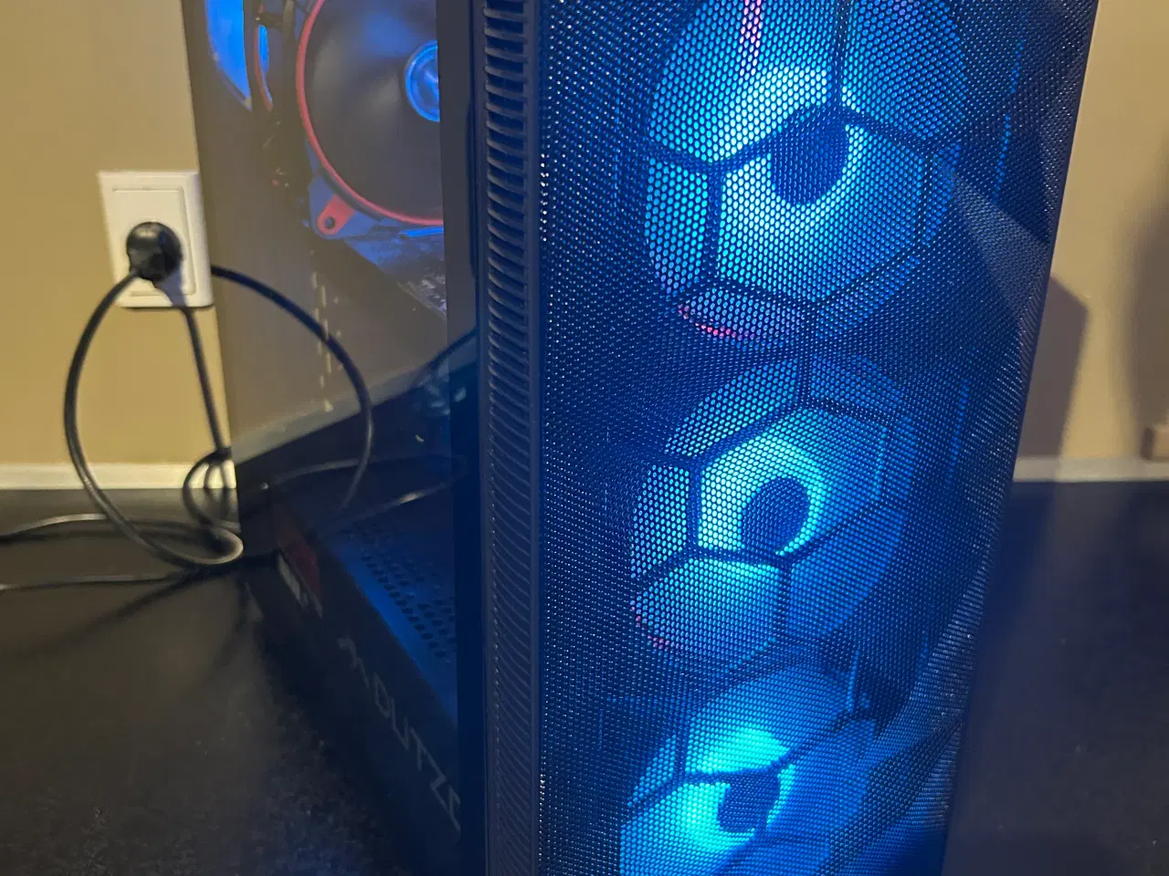 Billede 7 - 💻 GAMING-PC – i7-8700K | GTX 1080 Ti | 16 GB RAM 