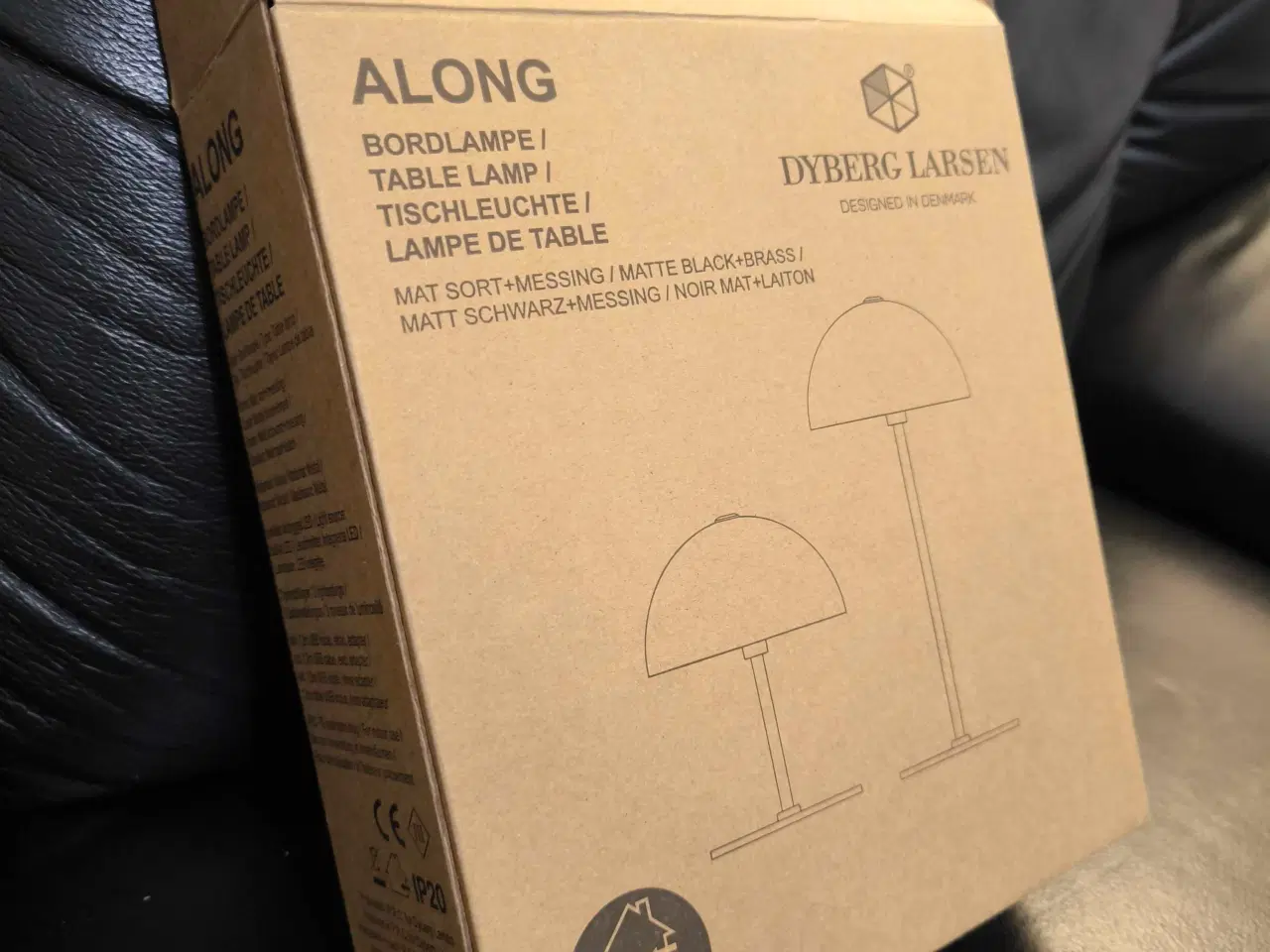 Billede 2 - Tidsløs Bordlampe, helt ny og ubrugt