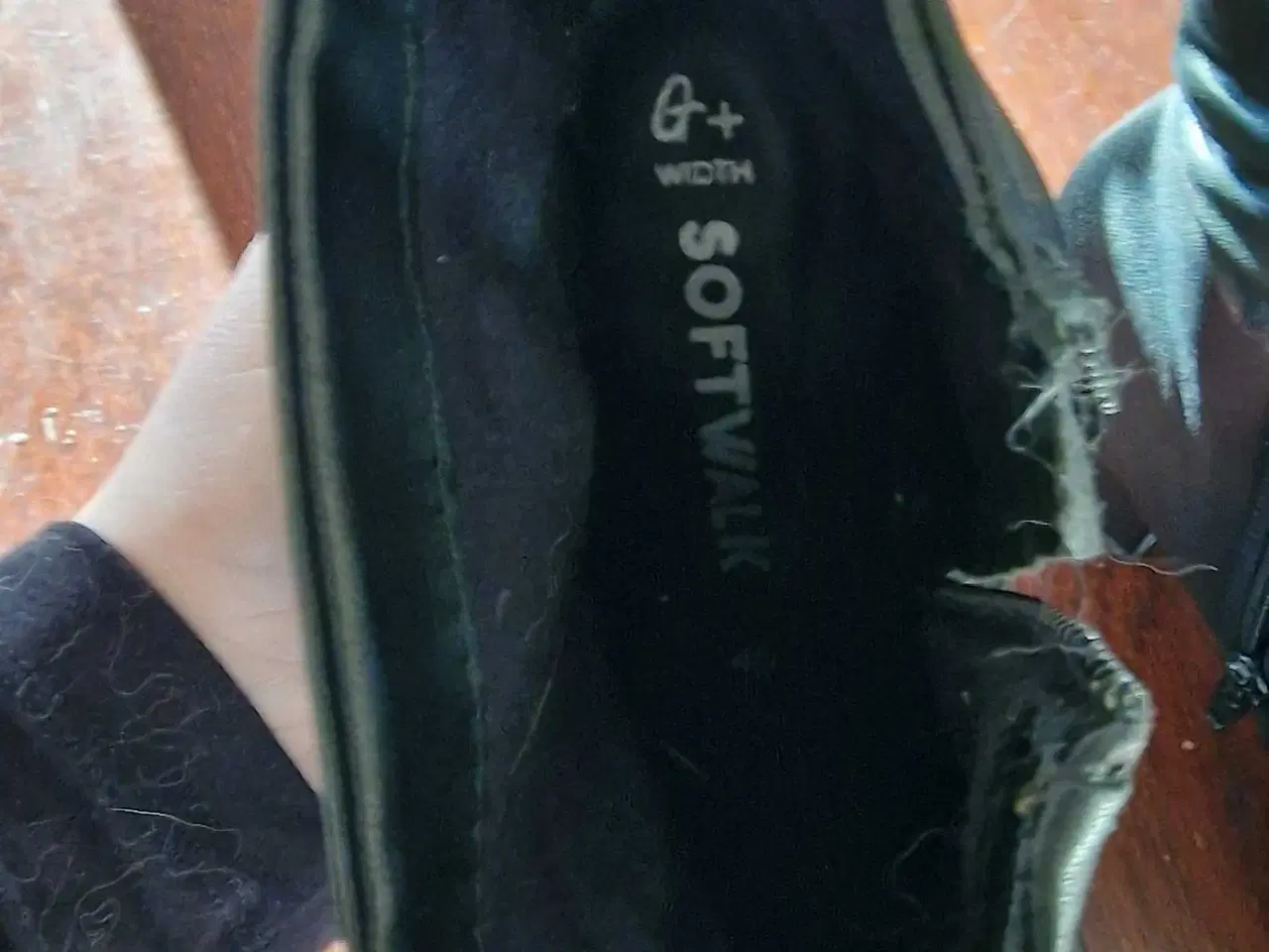 Billede 2 - Sorte læderstøvler str. 40