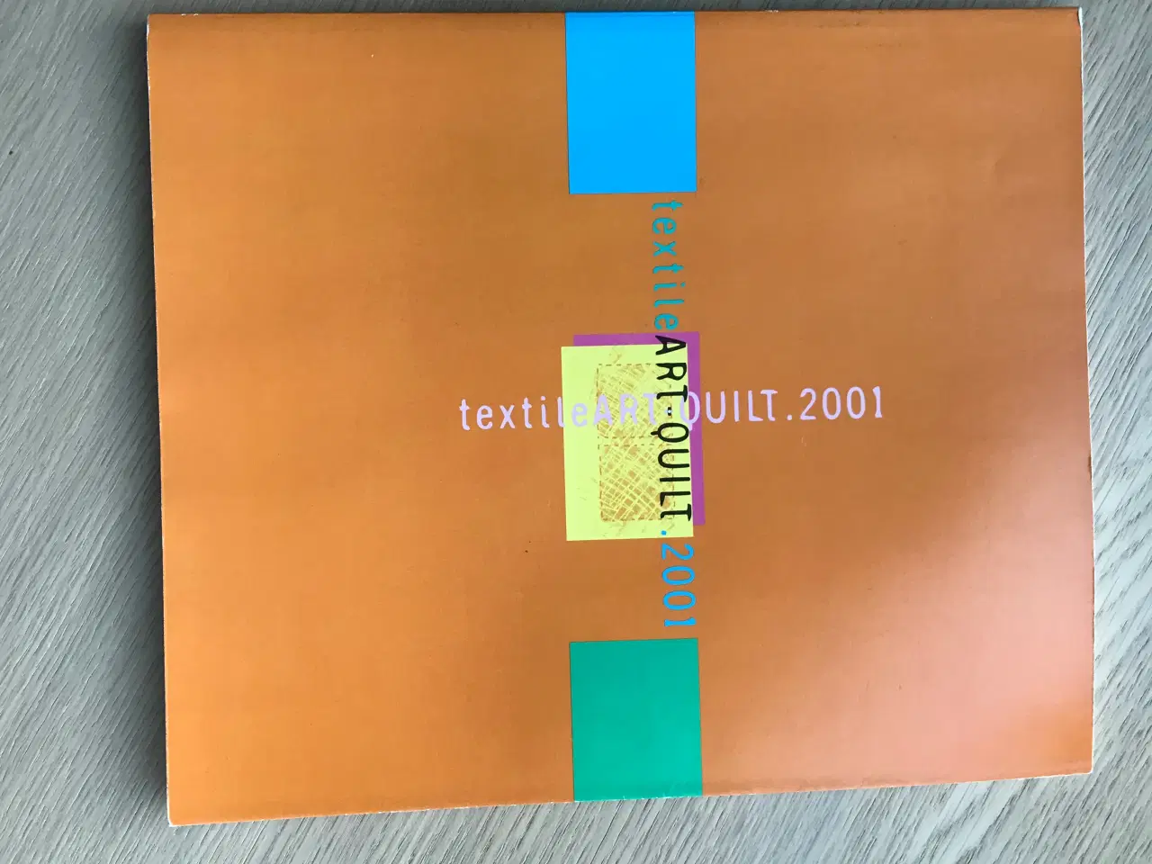 Billede 1 - textileART-Quilt  2001   -  katalog