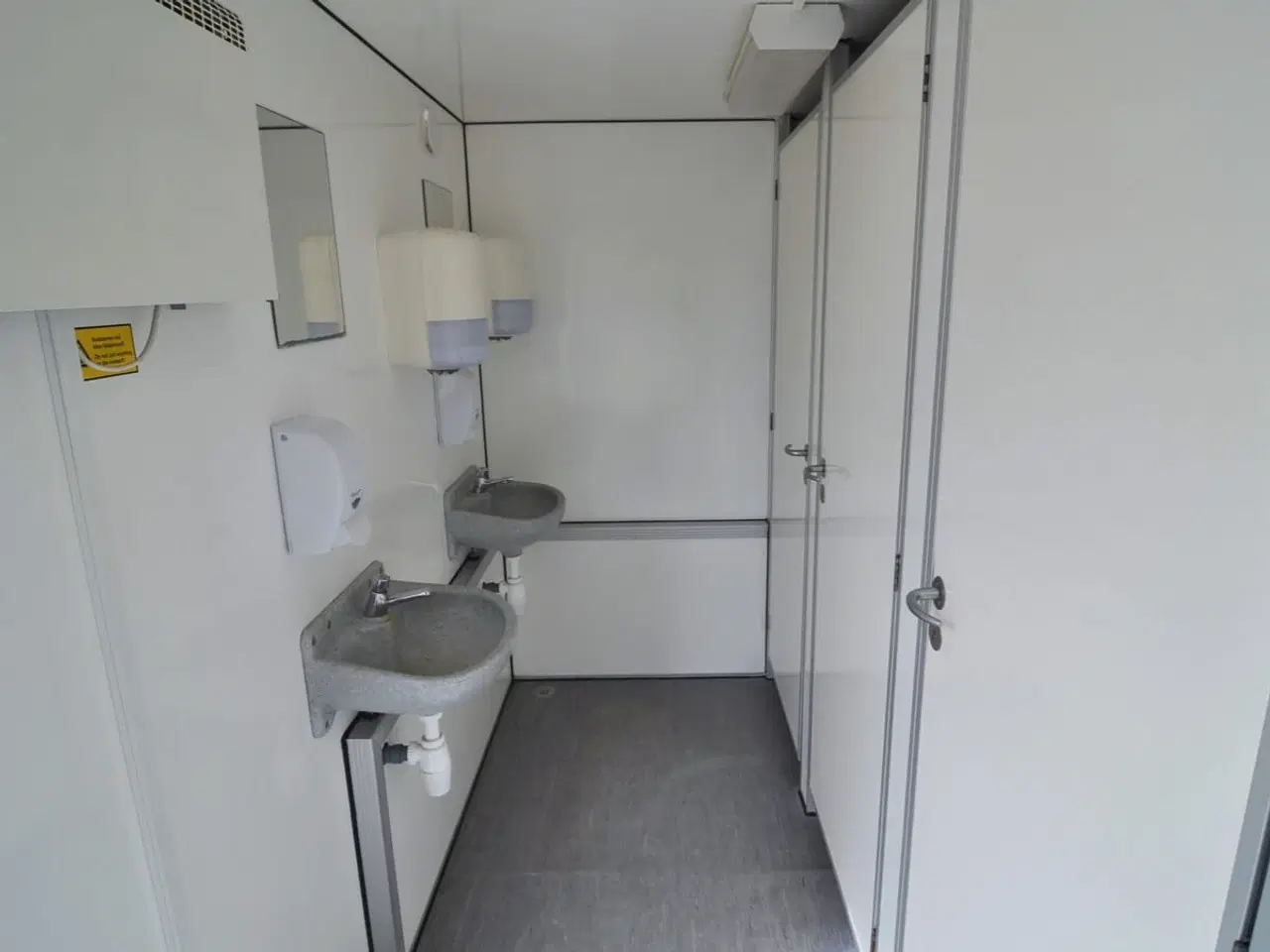 Billede 11 - Type 730: Herre-dame toiletvogn