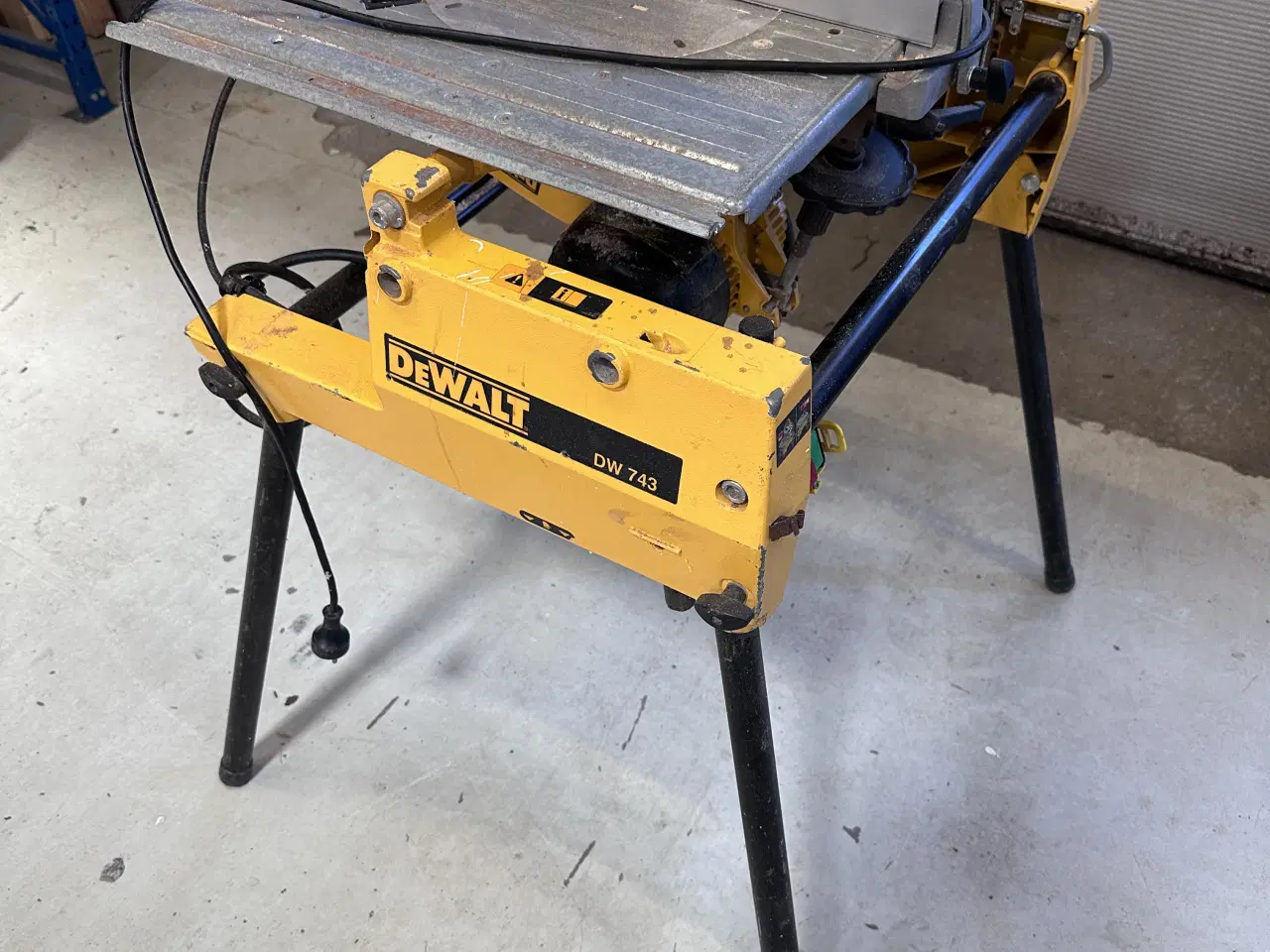 Billede 2 - DeWalt vendesav / bordsalt