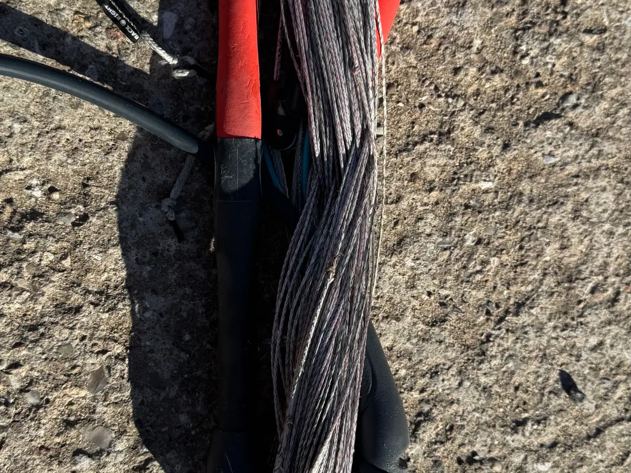Billede 16 - 4 kites, 3 barer & pumpe