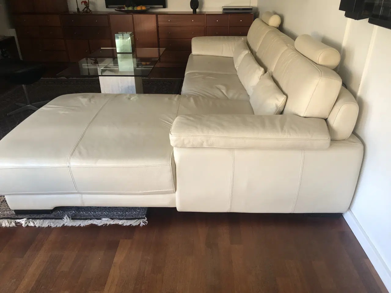 Billede 2 - Stor flot chaiselong sælges. 