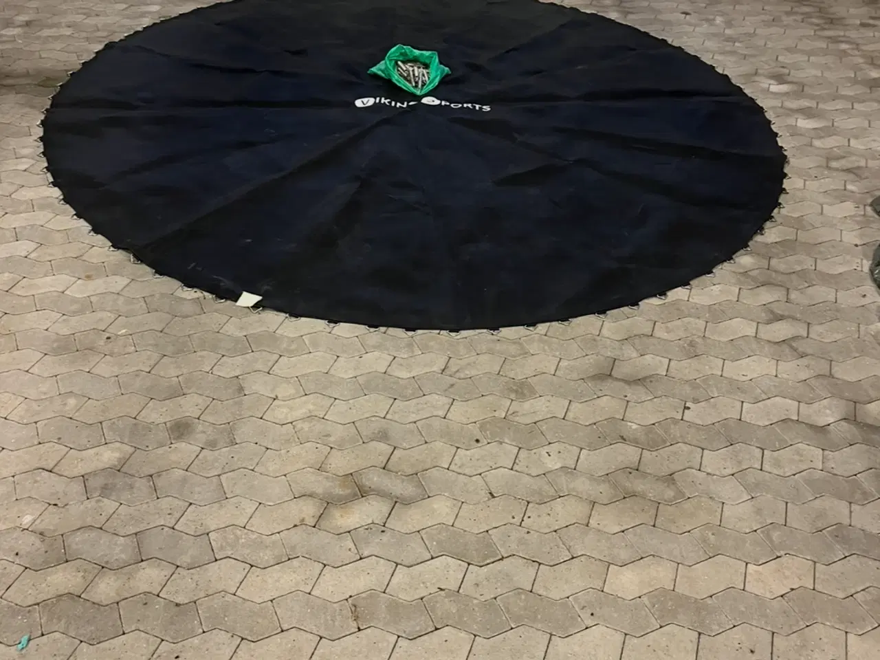 Billede 1 - Bund til trampolin med fjedre. 350 cm diameter 