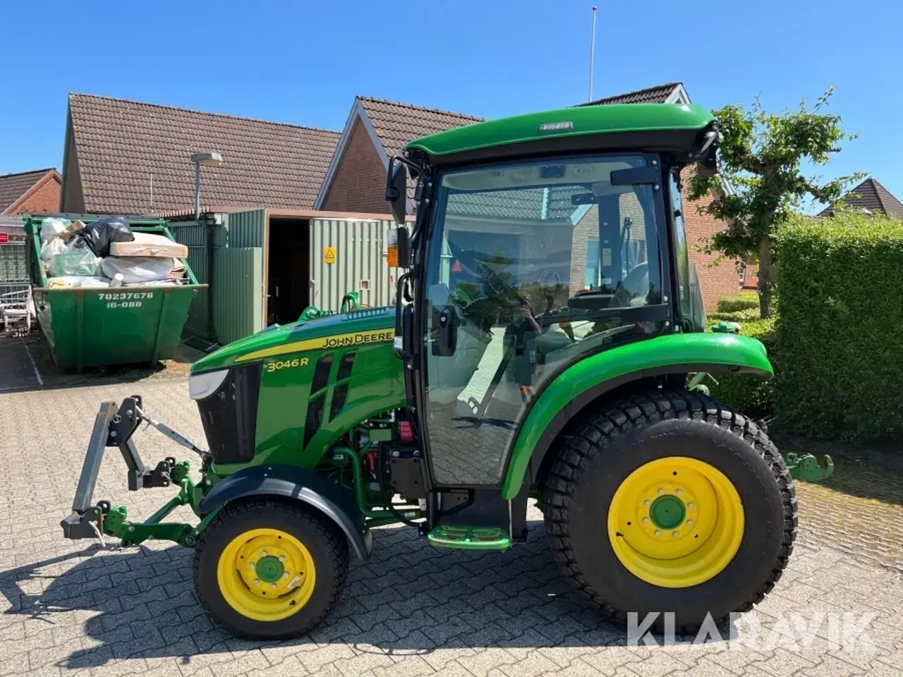 Billede 5 - Traktor John Deere 3046R kost/Dozerblad/spreder/kasse/bagkasse
