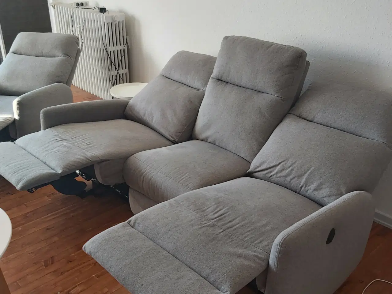 Billede 2 - Sofa og stol