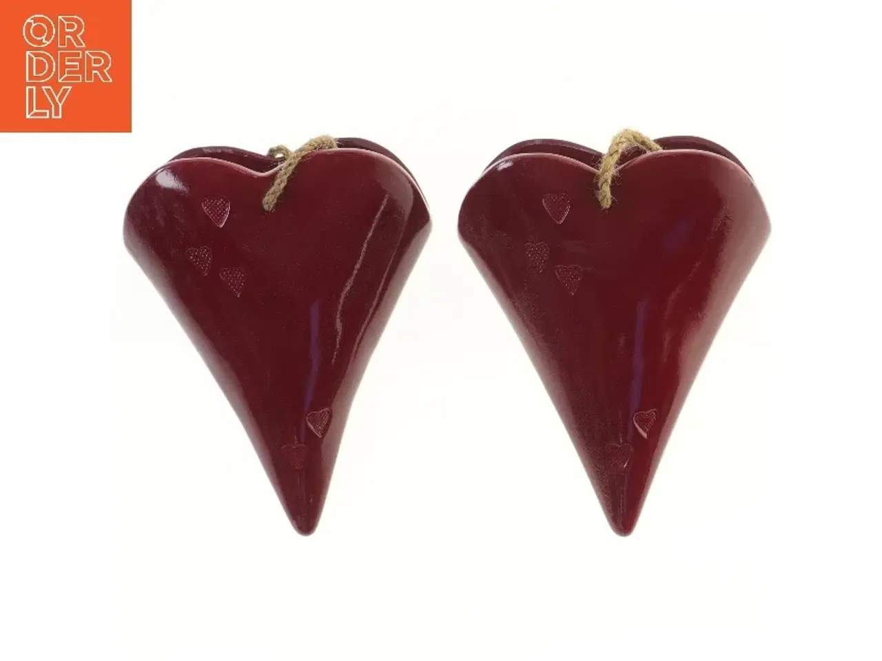 Billede 1 - Røde hjerteophæng (str. 2 styk, 26x20x10 cm)